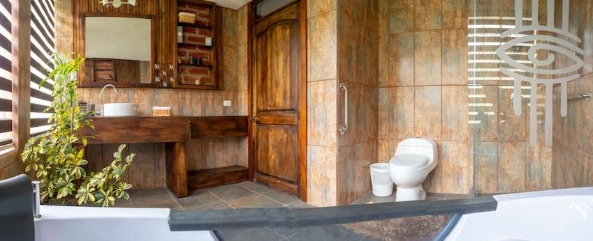 MYSTIC LODGE, TUNGURAHUA FLOOR - Housity
