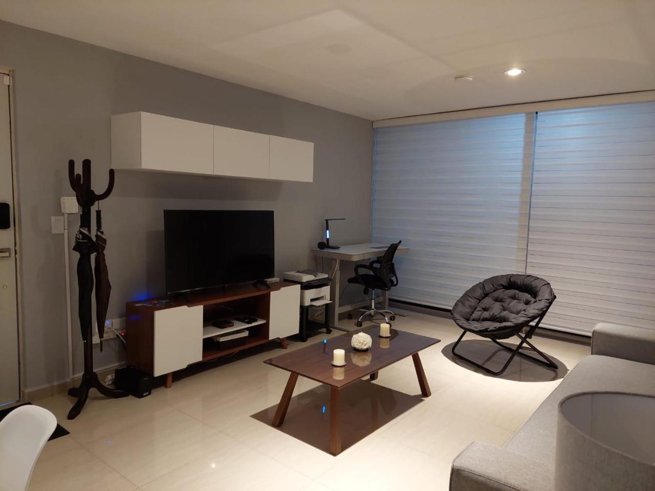 Business  Spacious 2BR Near Plaza Cristal - Housity
