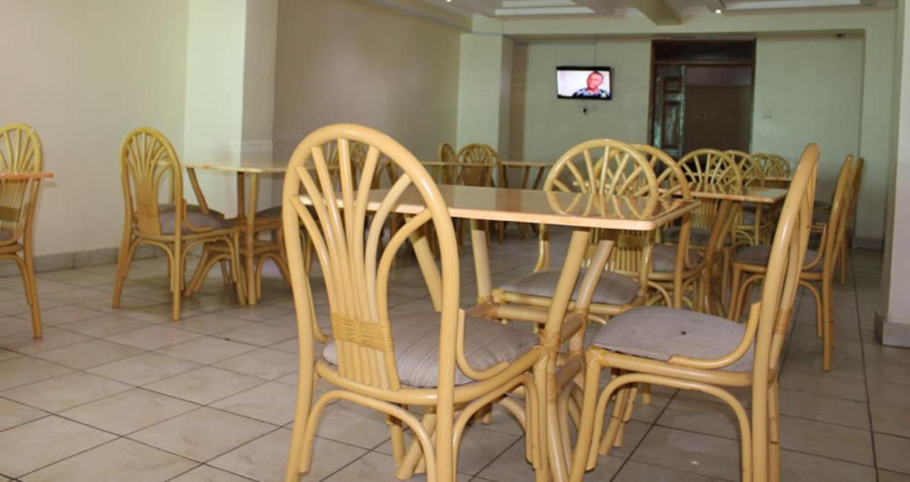 Roof Galaxy Hotel - Housity