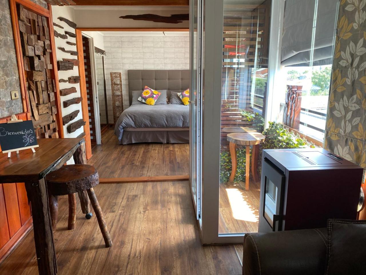 Centro de Temuco Depto �nico, r�stico y a pasos de todo Incluye estacionamiento