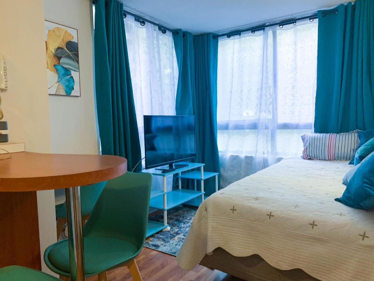 Depto Metro santa ana 6 (2 dormitorios)