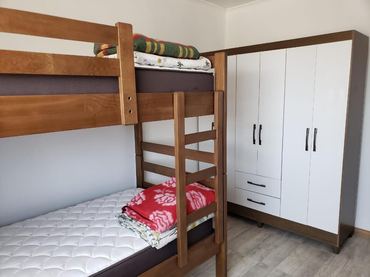 Caba�as #1 A Pies del Valle