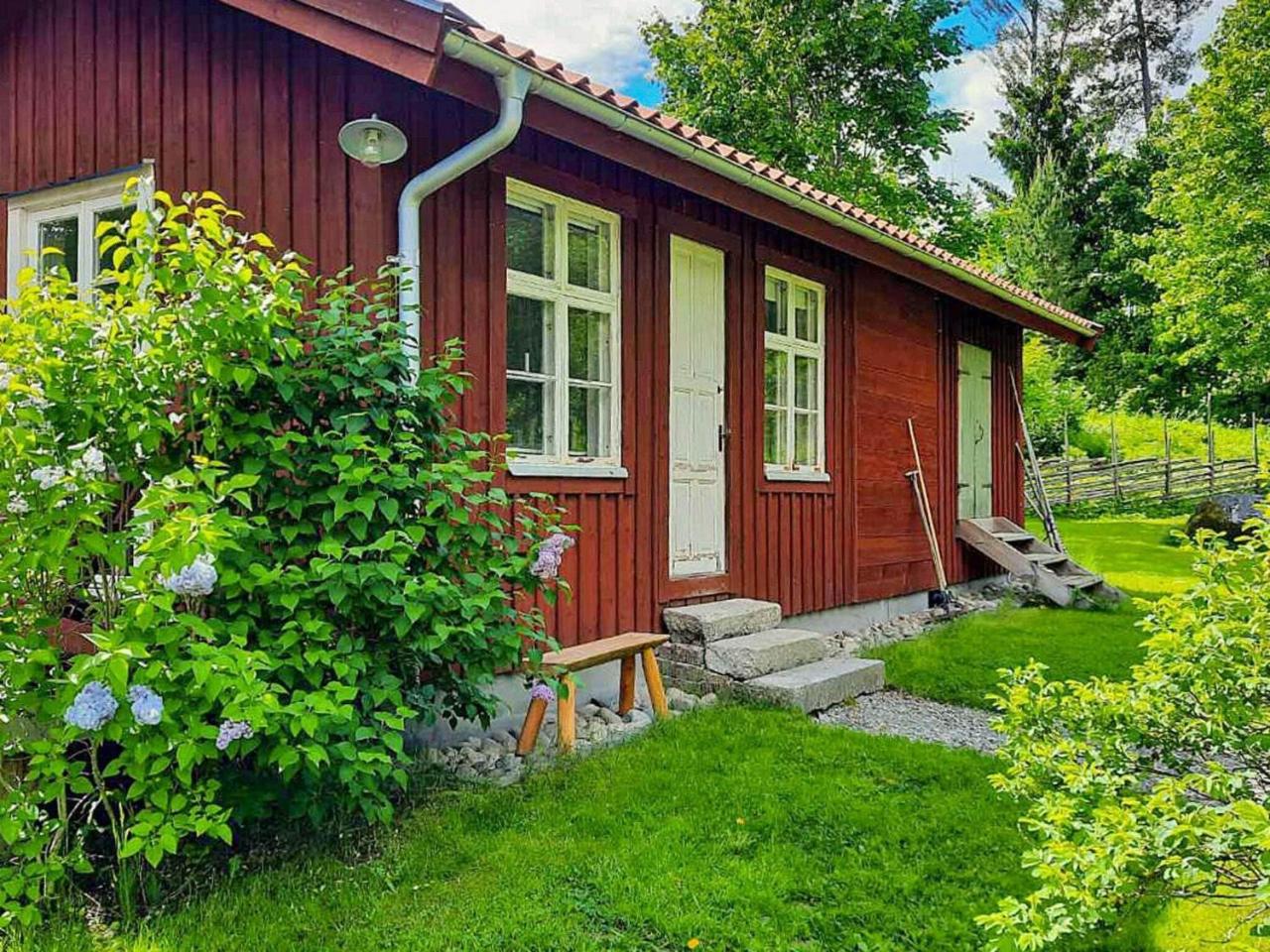 3 person holiday home in REBRO - Housity