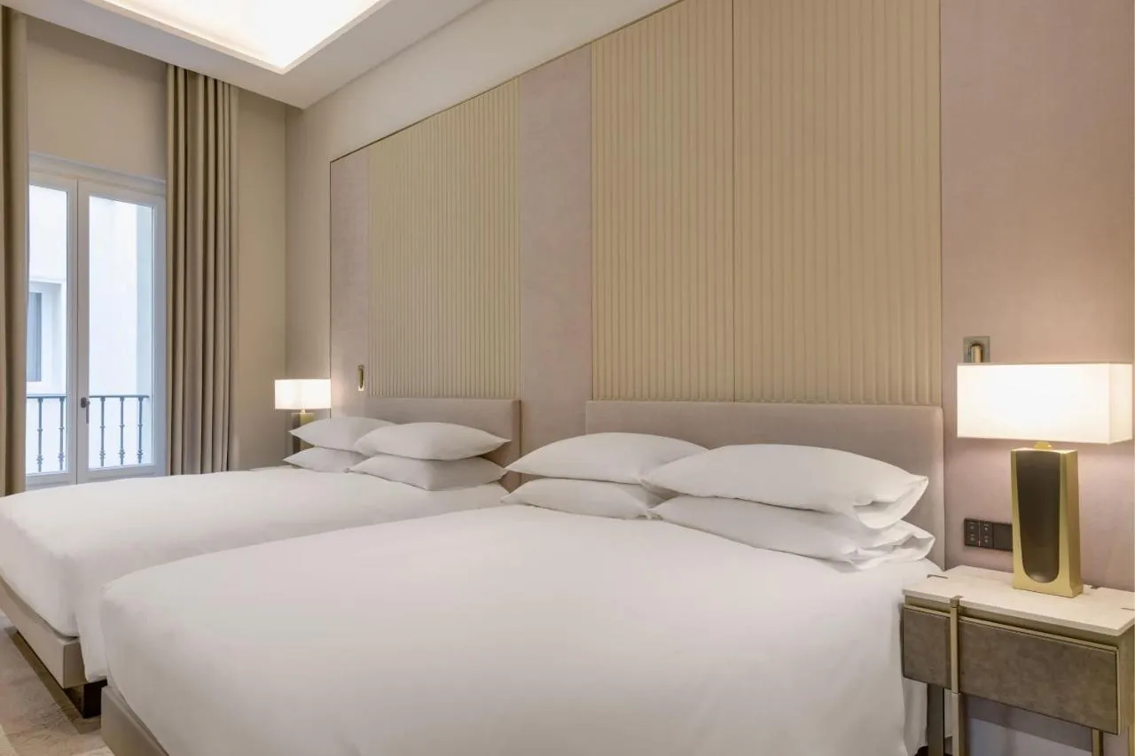 Une image de la chambre de l'Hôtel JW Marriott Madrid.