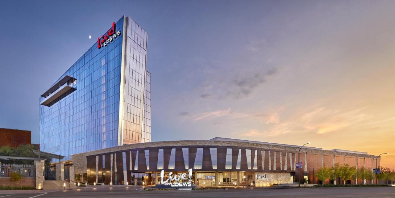 Image: Live! by Loews - Arlington, TX