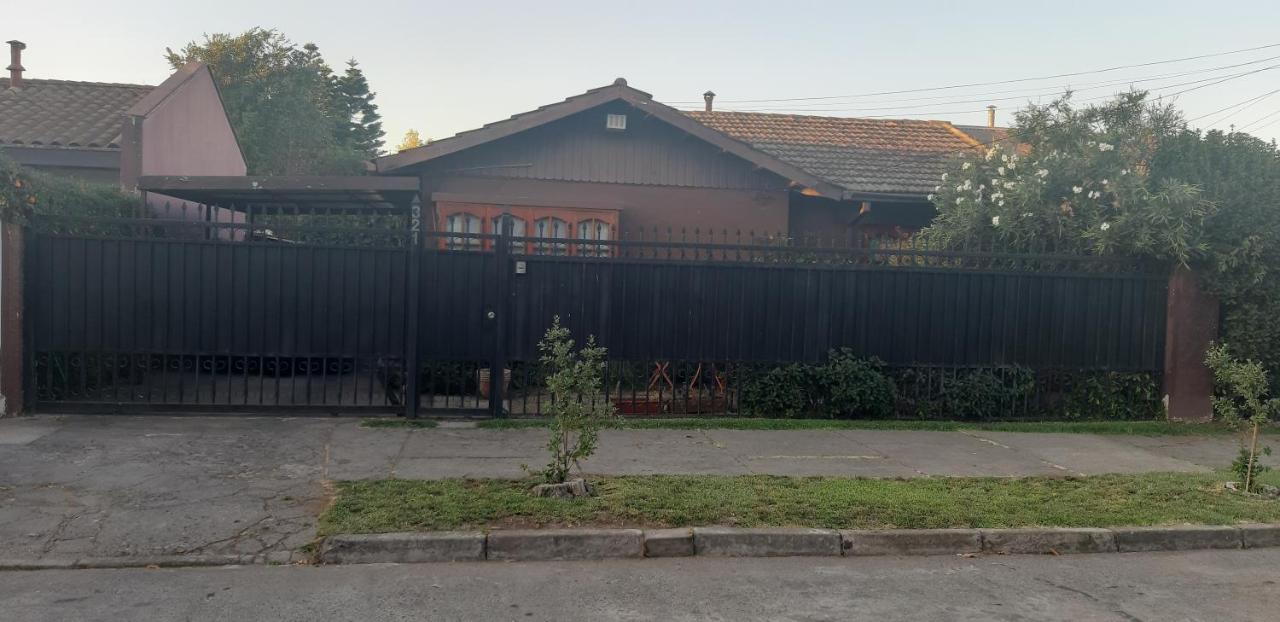 C�modas habitaciones en tranquilo barrio residencial a minutos del centro Curico