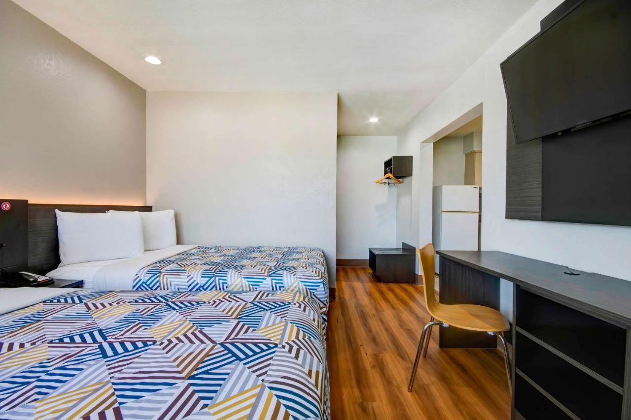 Image: Motel 6-Port Allen, LA - Baton Rouge