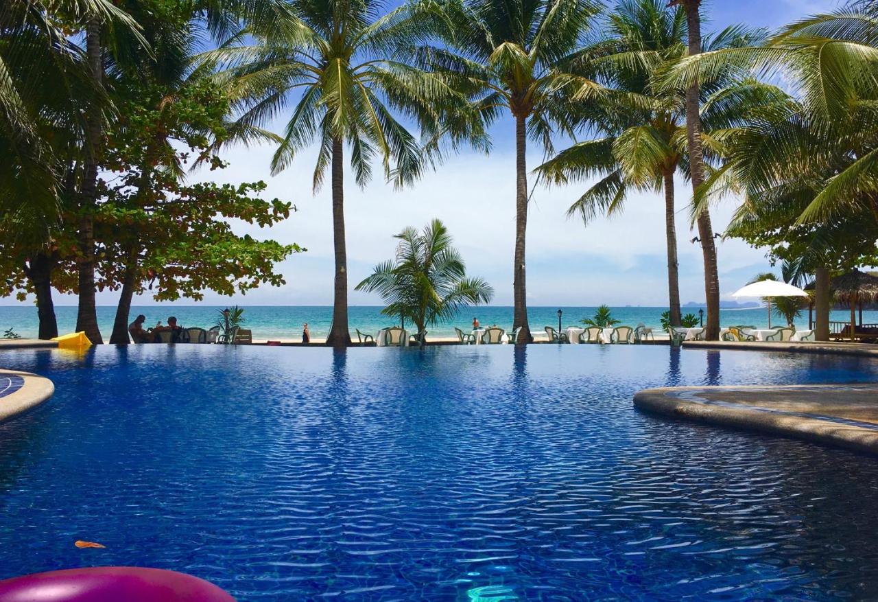 Image: Noble House Beach Resort