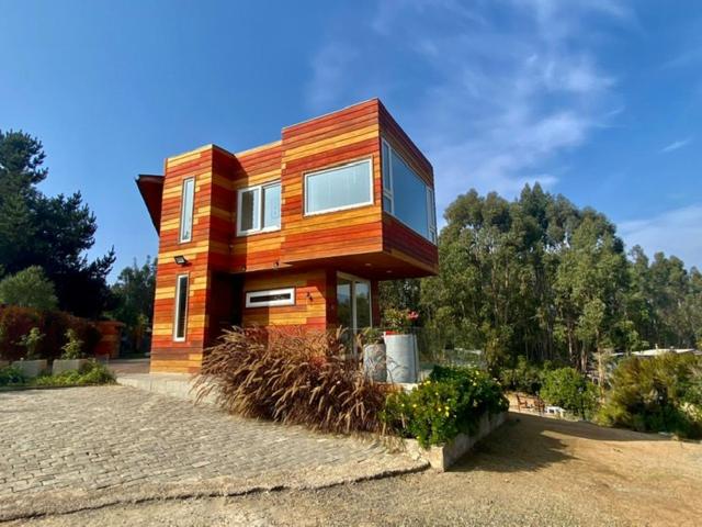 Agradable casa de campo 2 pisos con piscina.