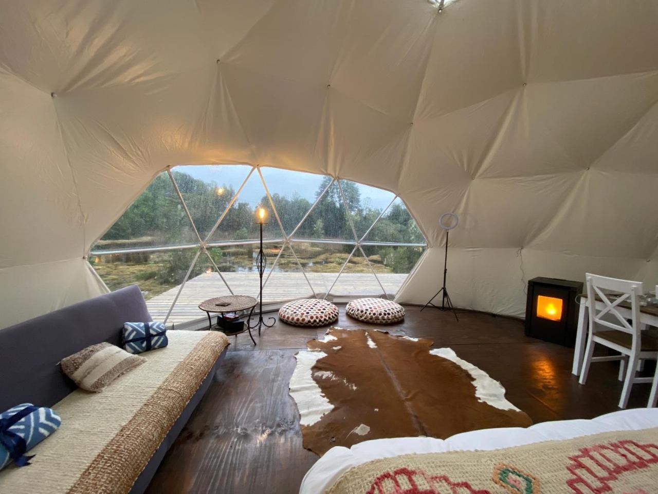 El Mall�n Domo & Tinaja Caliente