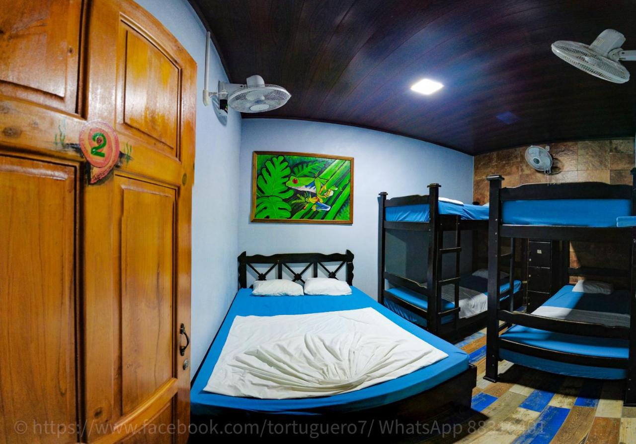 Image: Hostel Tortuguero 7BackPackers
