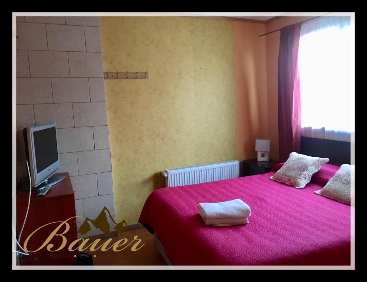 Hostal y turismo Bauer