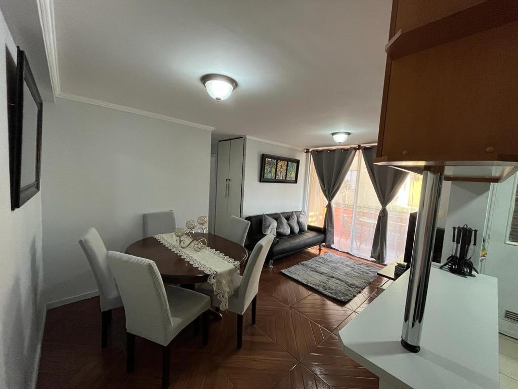 C�MODO Y RENOVADO DEPARTAMENTO CON VISTA AL MAR