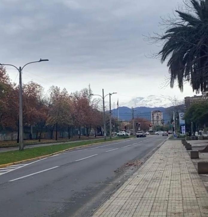 Hermosa y C�moda Habitaci�n en Las Condes para 1 persona/ Estacionamiento