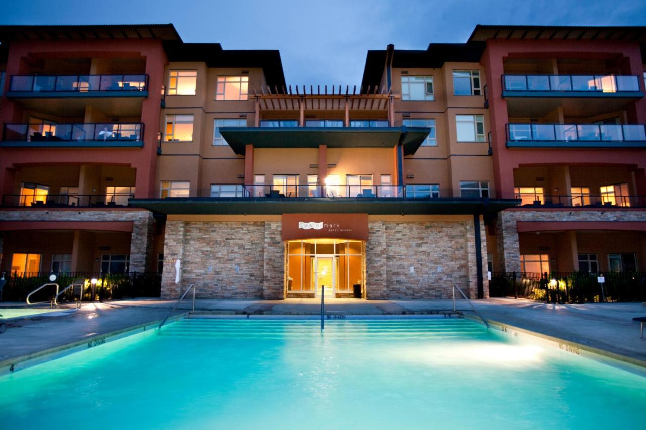 Image: Watermark Beach Resort