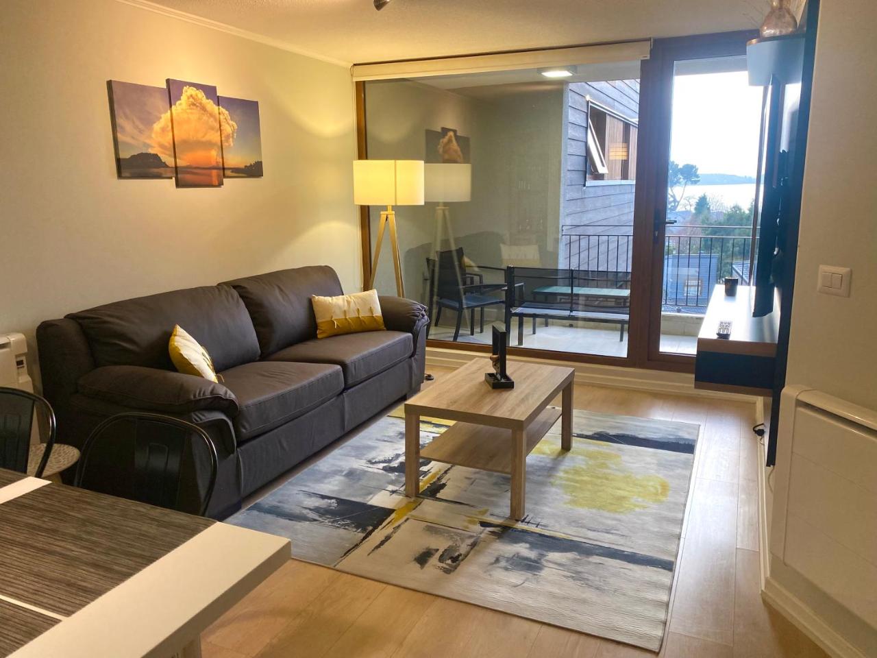 Hermoso y moderno departamento a pasos del lago