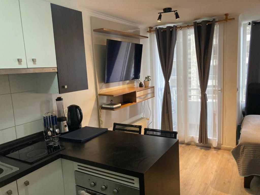 Departamento Estudio cerca terminal de Vi�a