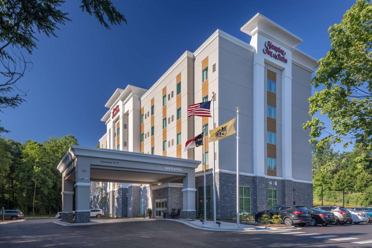 Image: Hampton Inn & Suites-Asheville Biltmore Village, NC