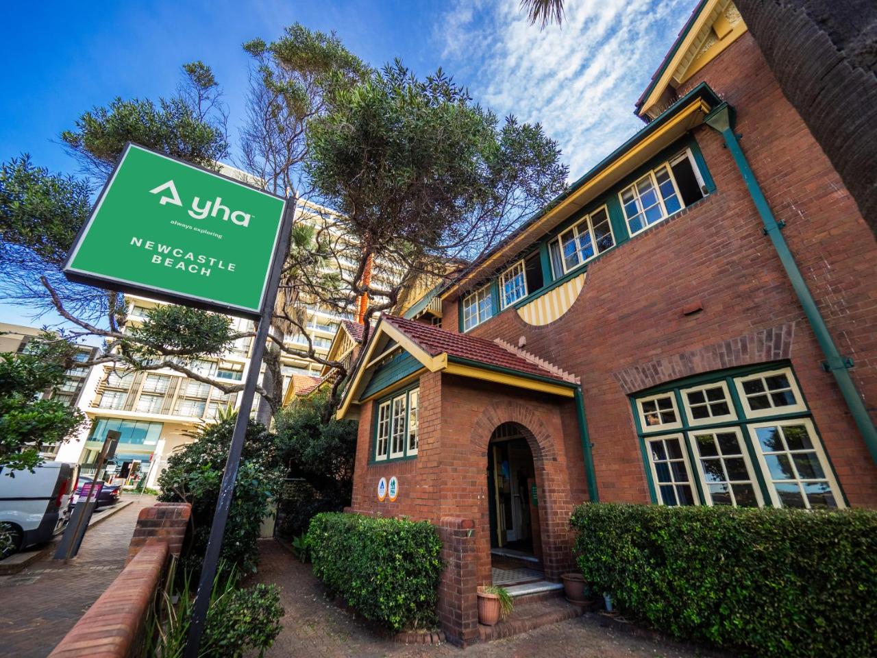 Image: YHA Newcastle Beach