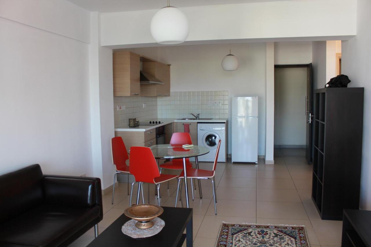 Mina Plaza s - Housity
