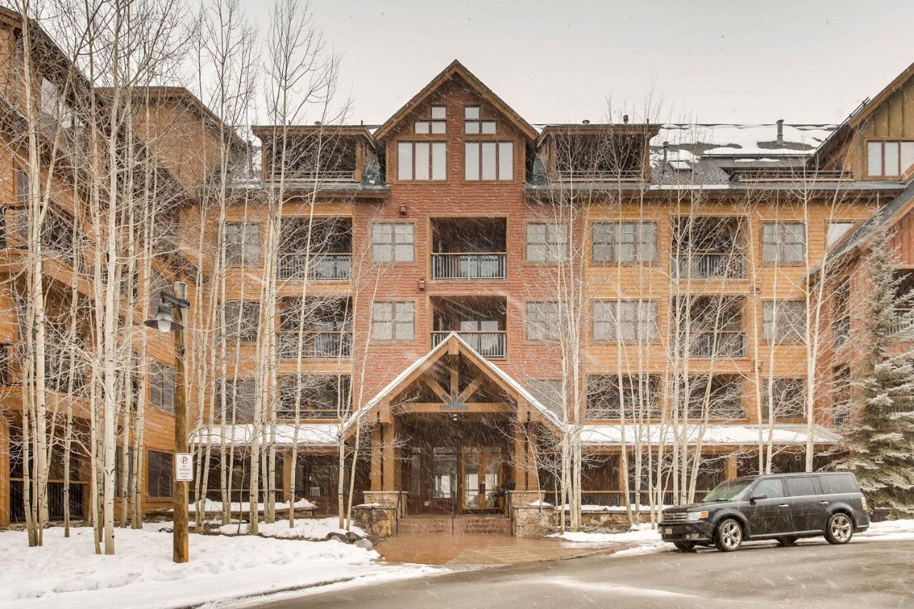 Image: The Springs Condominiums by Vail Resorts