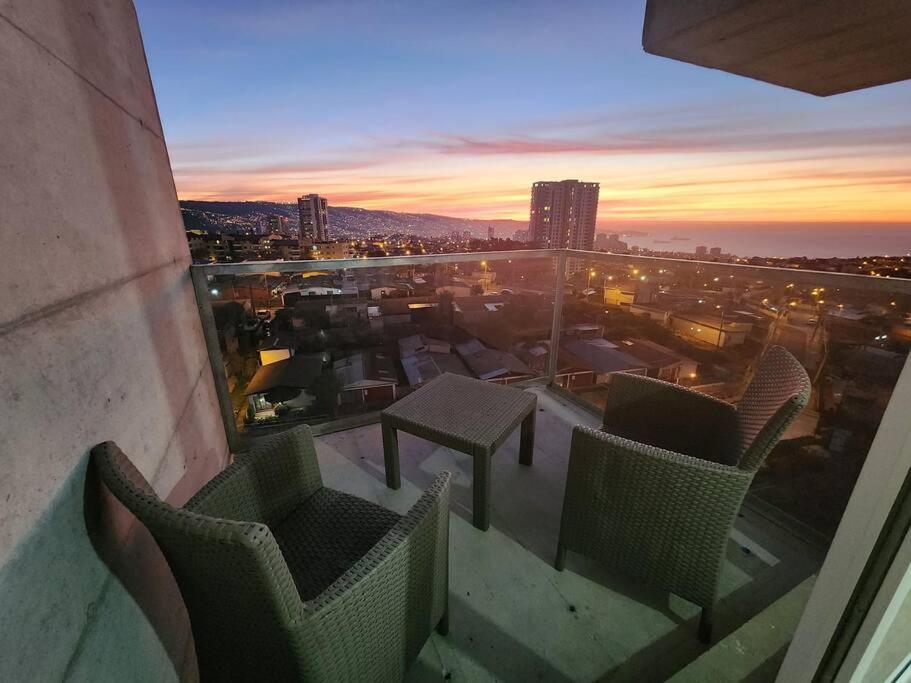 Arriendo en Valpara�so con vista a la bahia