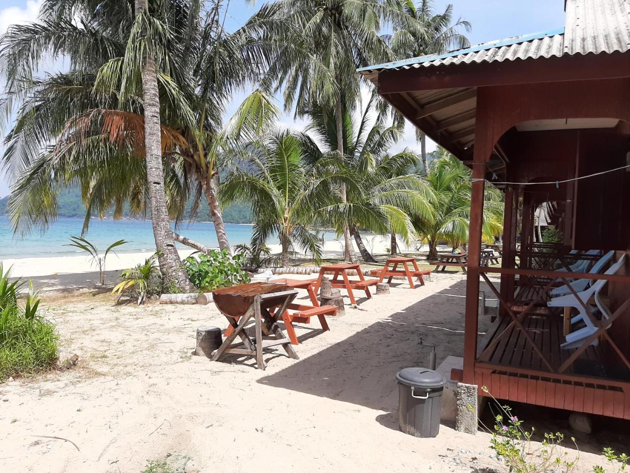 Image: Permai Chalet Tioman