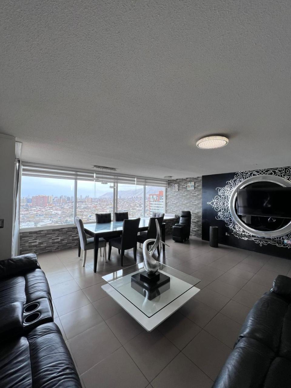 DEPARTAMENTO 4 DORMITORIOS AMOBLADO FRENTE AL MAR