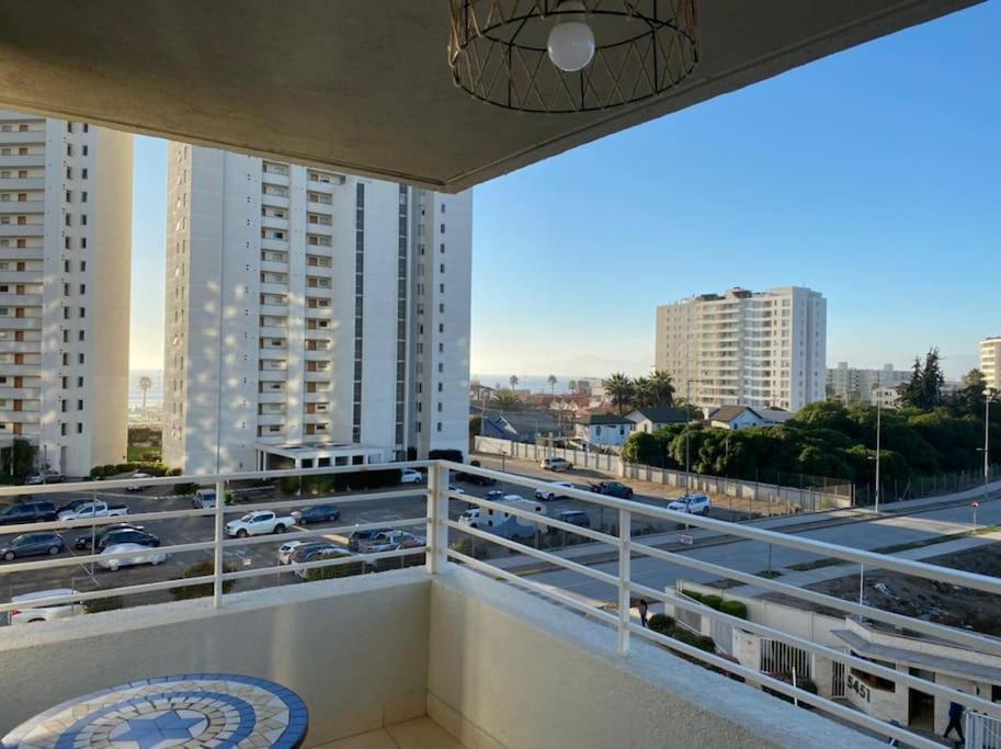 01 Depto detr�s de Casino Enjoy Coquimbo