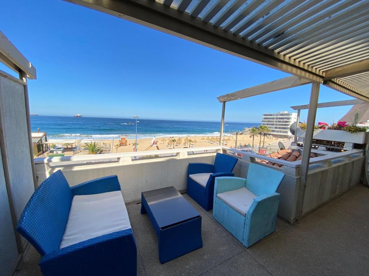 Depto en frente a la playa Re�aca