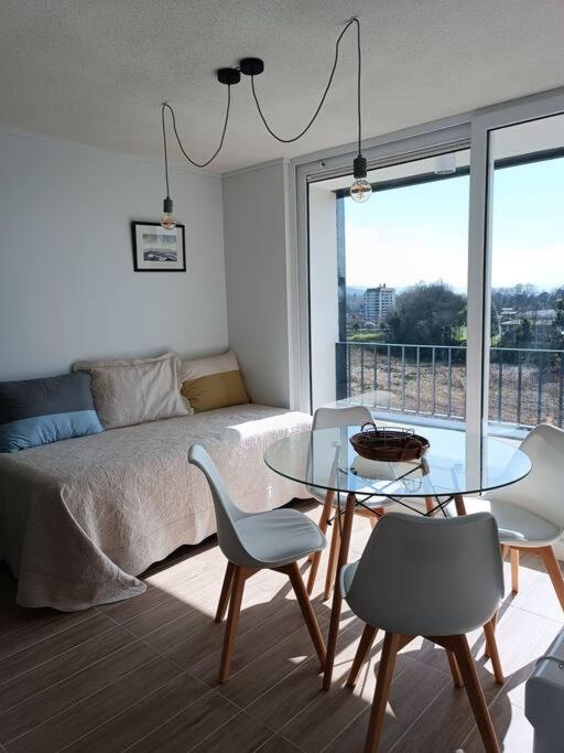 Adorable departamento Isla Teja 7