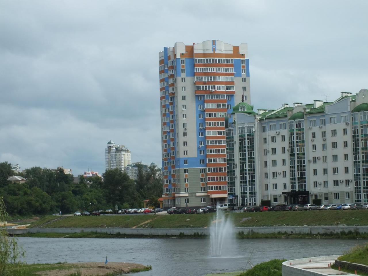 Prestige Apartment on Naberezhnaya - Housity