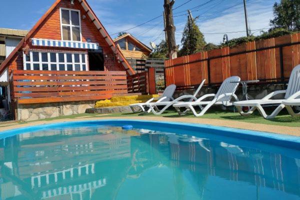 Caba�a en Laguna Verde 8 Personas Piscina a 5 Minutos de la playa Grande