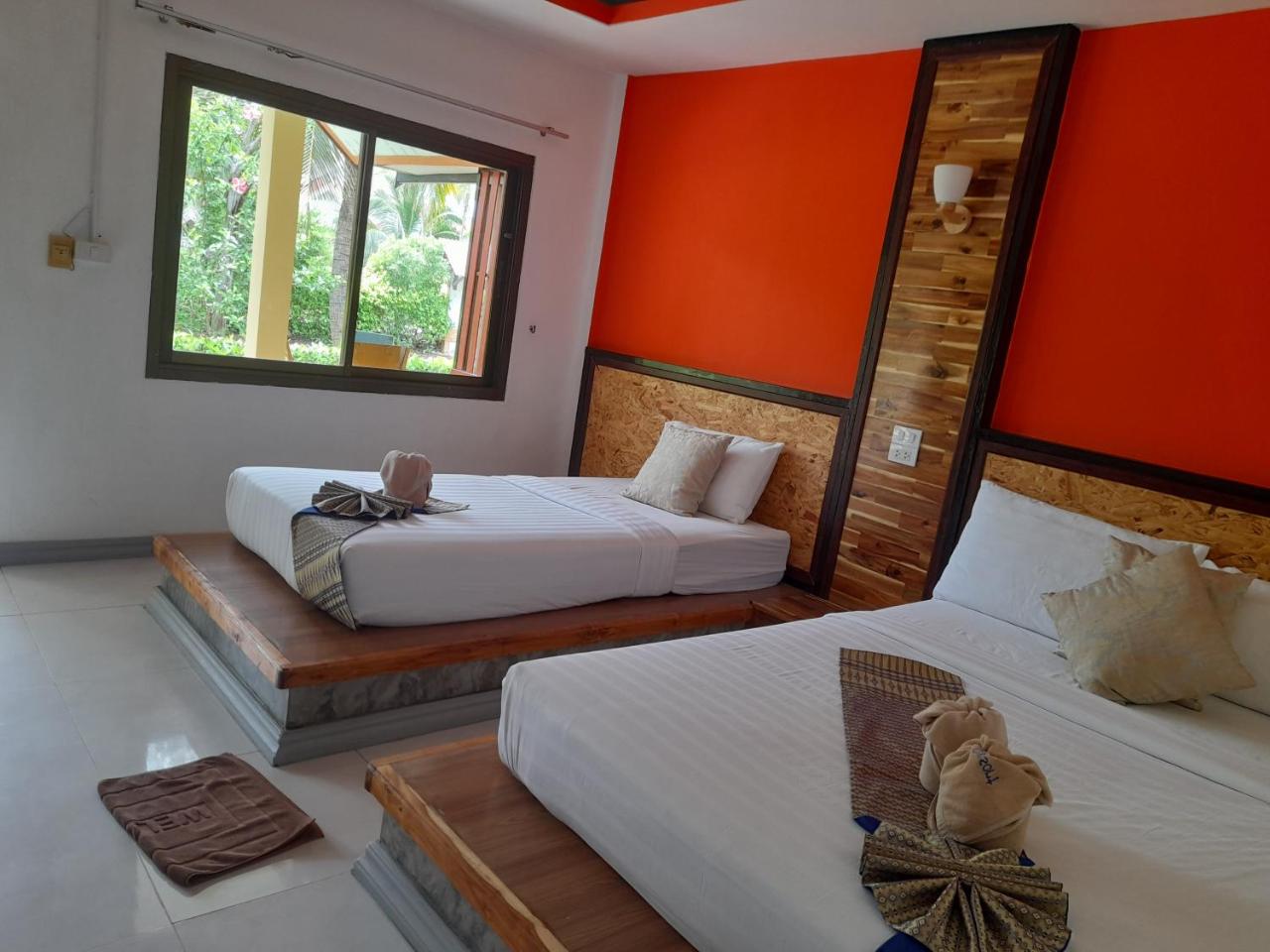 Image: Lanta Emerald Bungalow