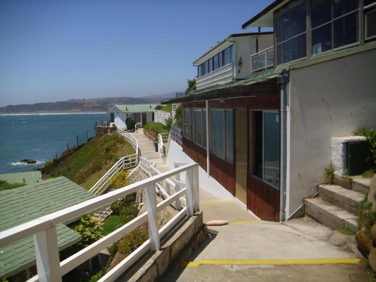 Condominio Embassy Caba�a Con Con primera linea frente al mar Piscina grande y juegos Seguridad total A pasos de Playa Amarilla y La Boca Estacionamiento privado