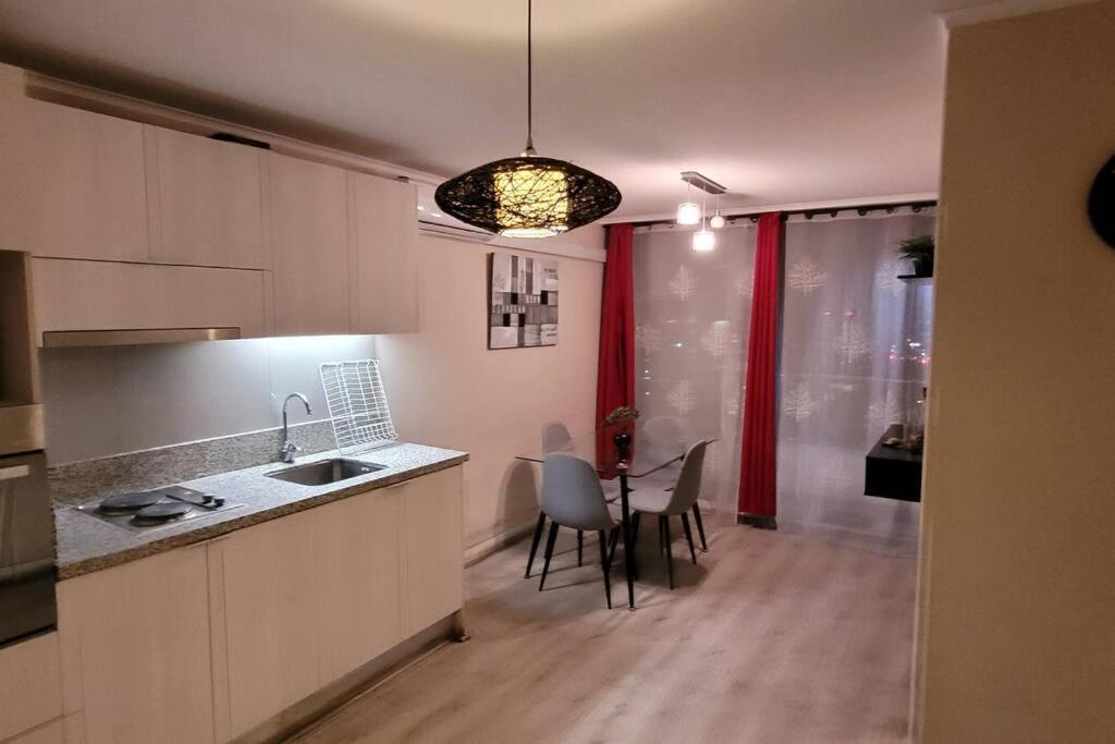 Departamento Entero,estacionamiento, Metro PH