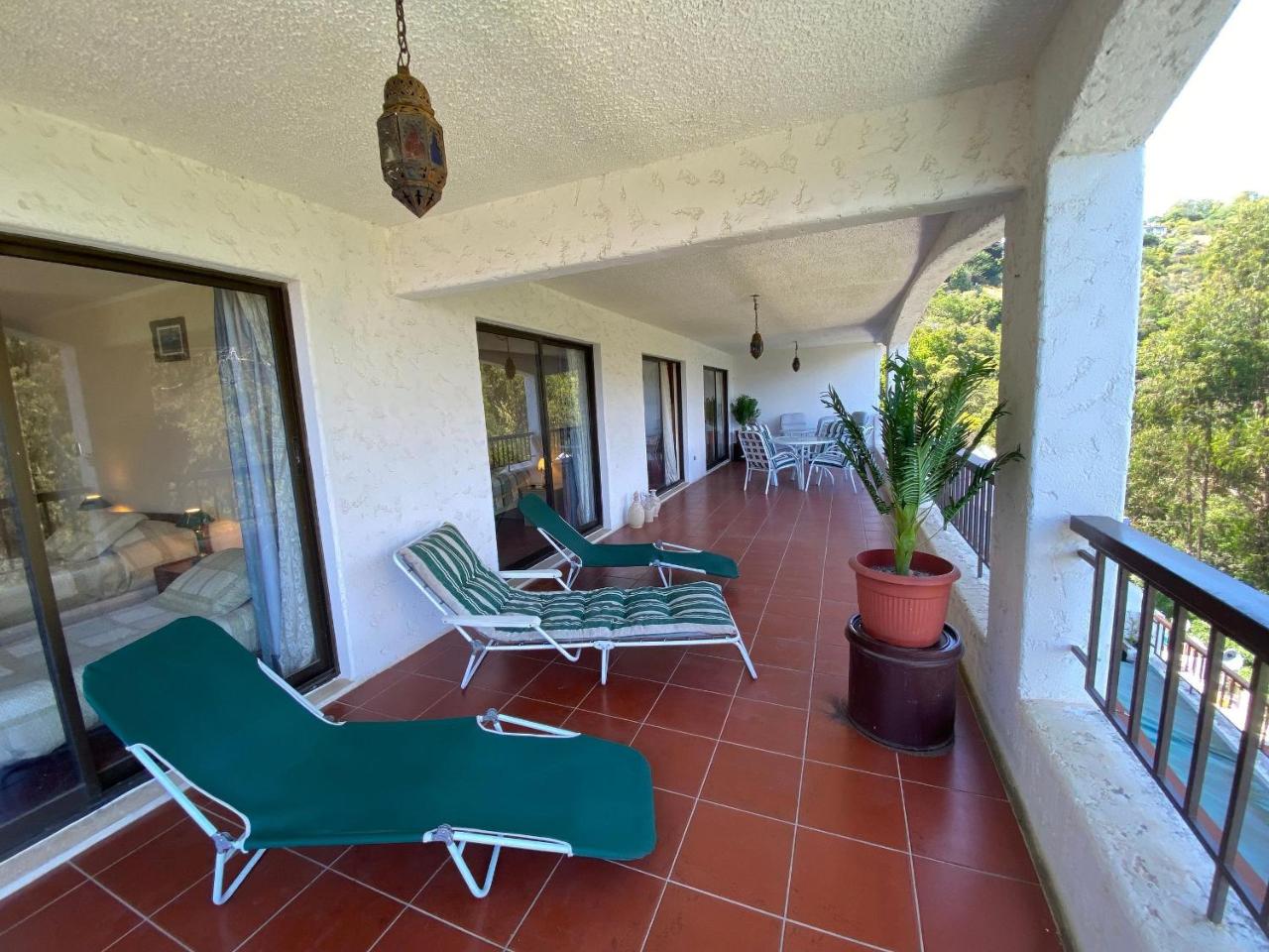 Gran Terraza con Vista en Jard�n del Mar