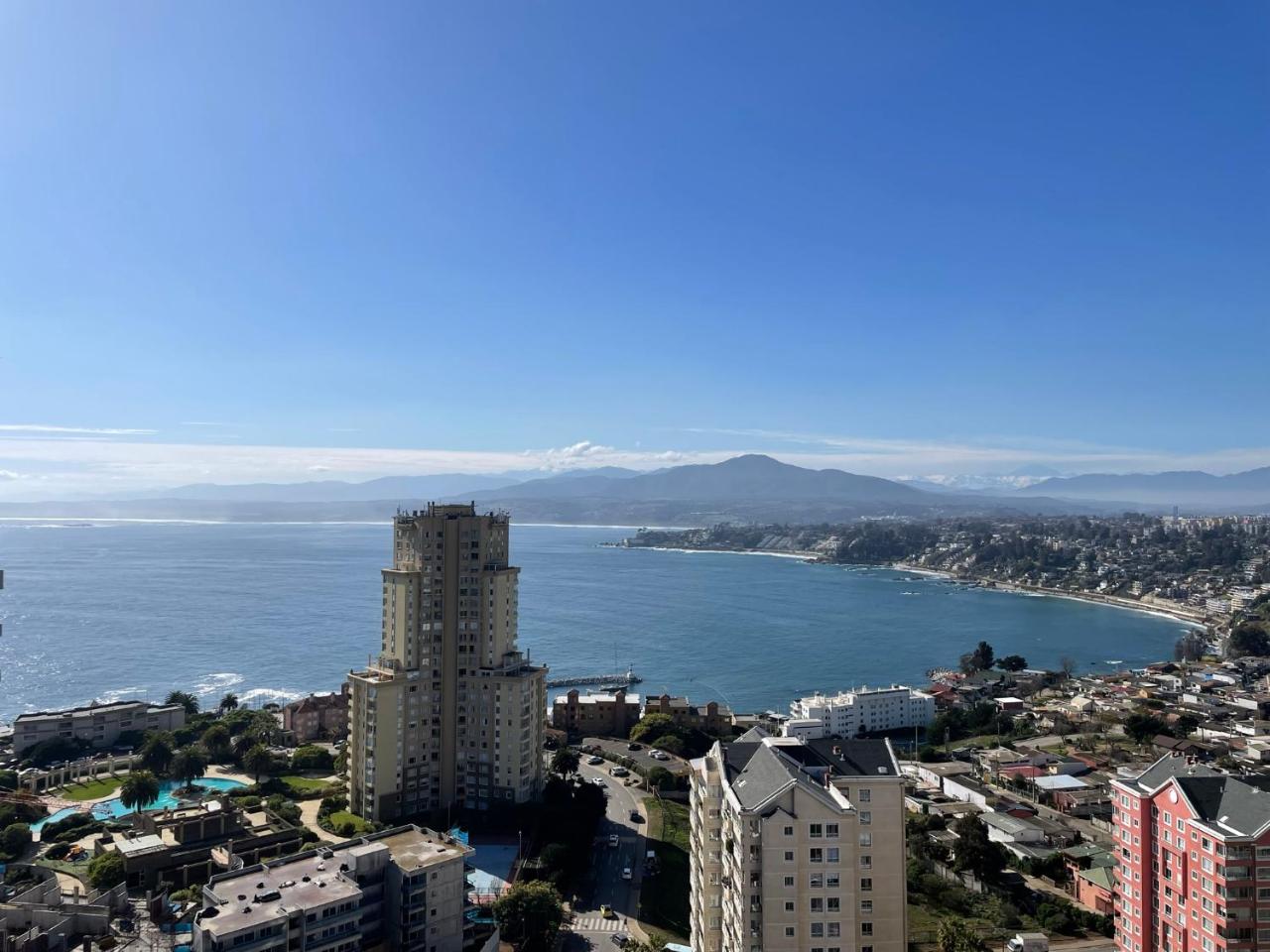 Exclusivo y Amplio Dpto Costa de Montemar con Vista al Mar