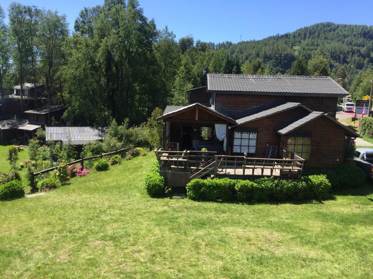 Calafqu�n Co�aripe Caba�as