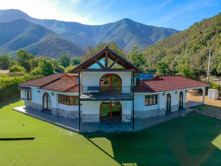 Casa en condominio Aculeo