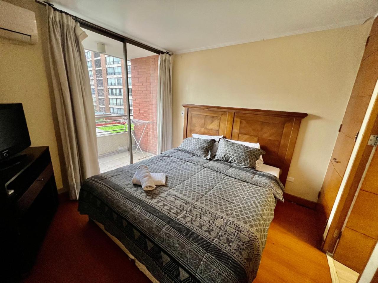 Amplio Departamento Metro Escuela Militar Las Condes