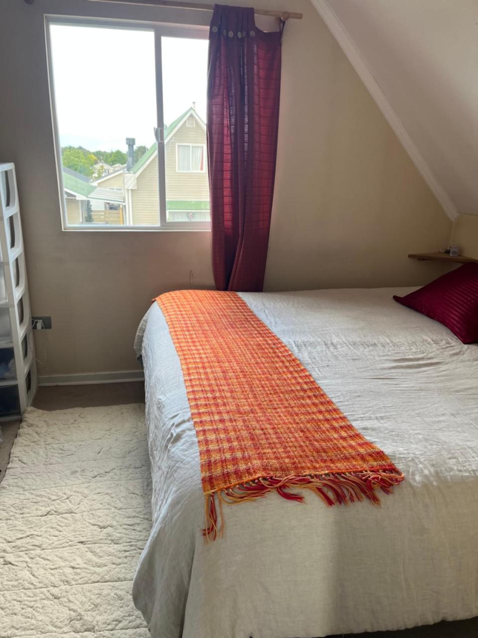 Casa con 3 habitaciones, 3 ba�os en puerto varas, para 5 personas