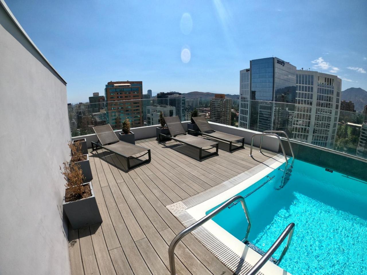 Las Condes, Apartamento con Piscina para 2+1 Extra