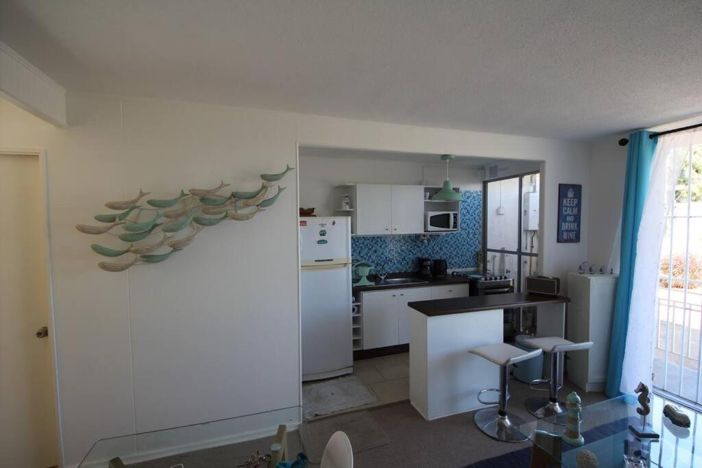 Departamento de 3 dormitorios a pasos Av. del Mar.