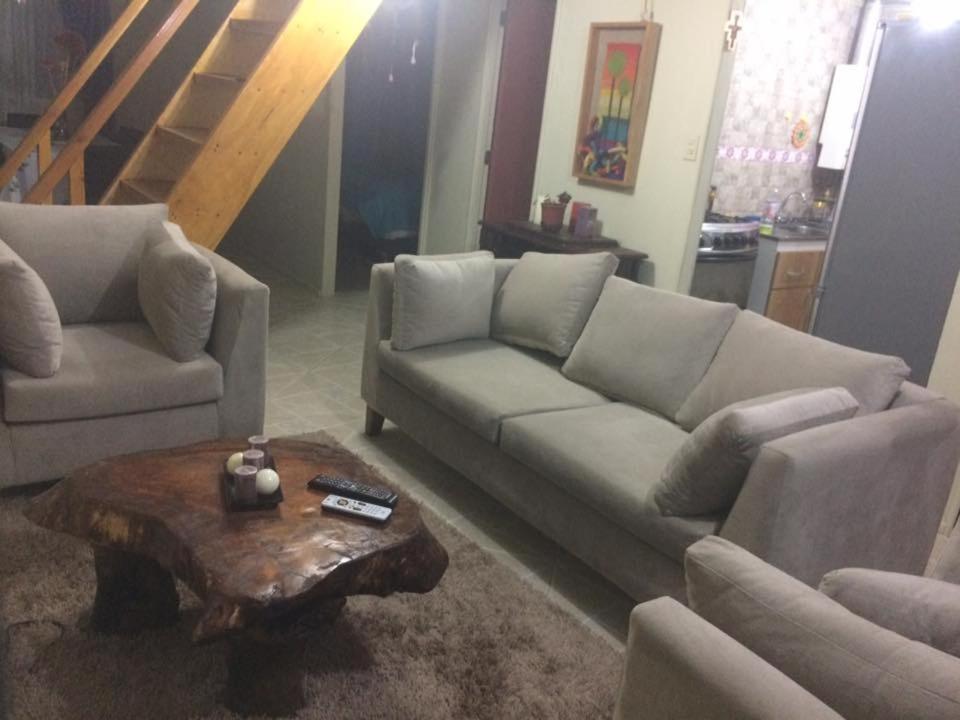 Arriendo casa Puc�n