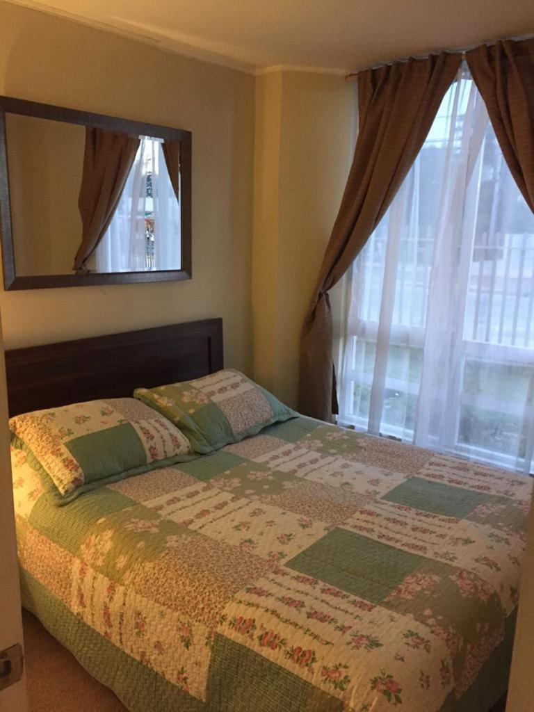 DEPARTAMENTO COMPLETAMENTE AMOBLADO EN BARRIO PLAYA 4 ESQUINAS