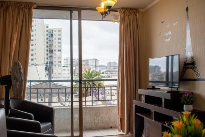 Amplio departamento amoblado a pasos del Movistar Arena, ubicado en Nataniel Cox