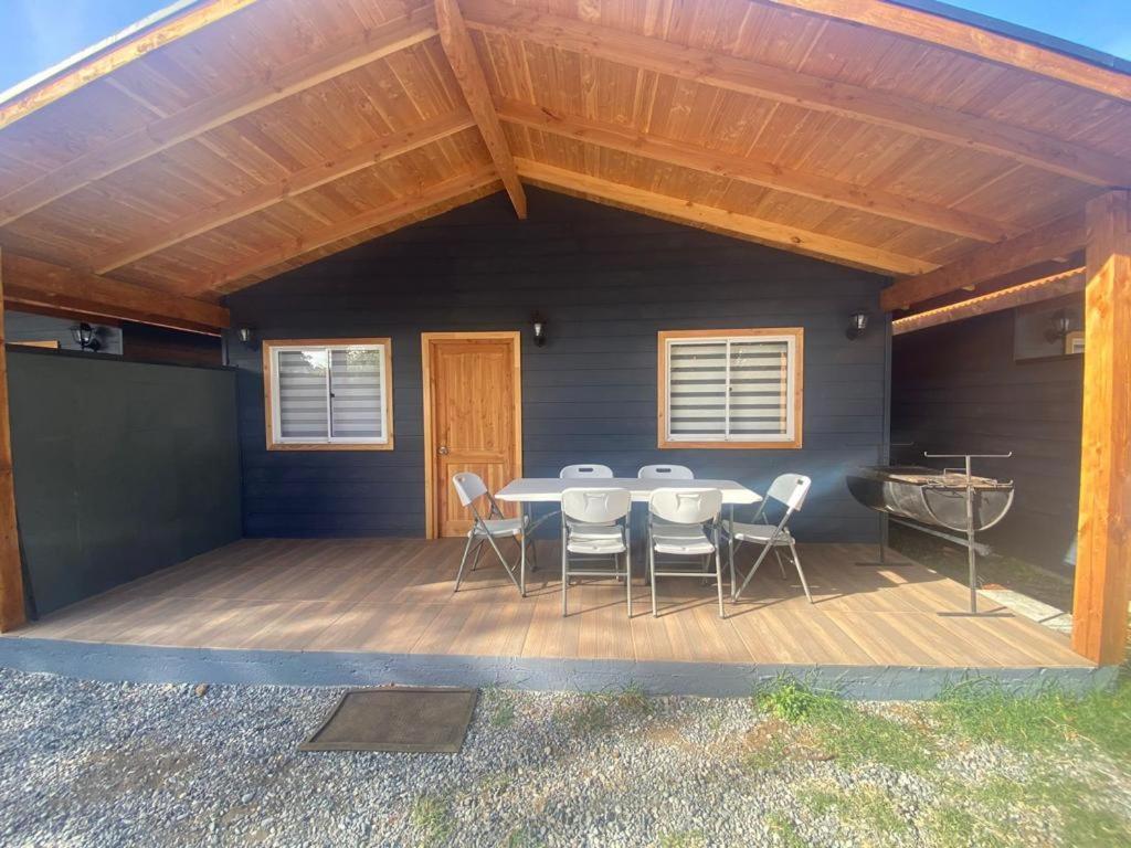 Caba�as loretito playa Chica Lican Ray