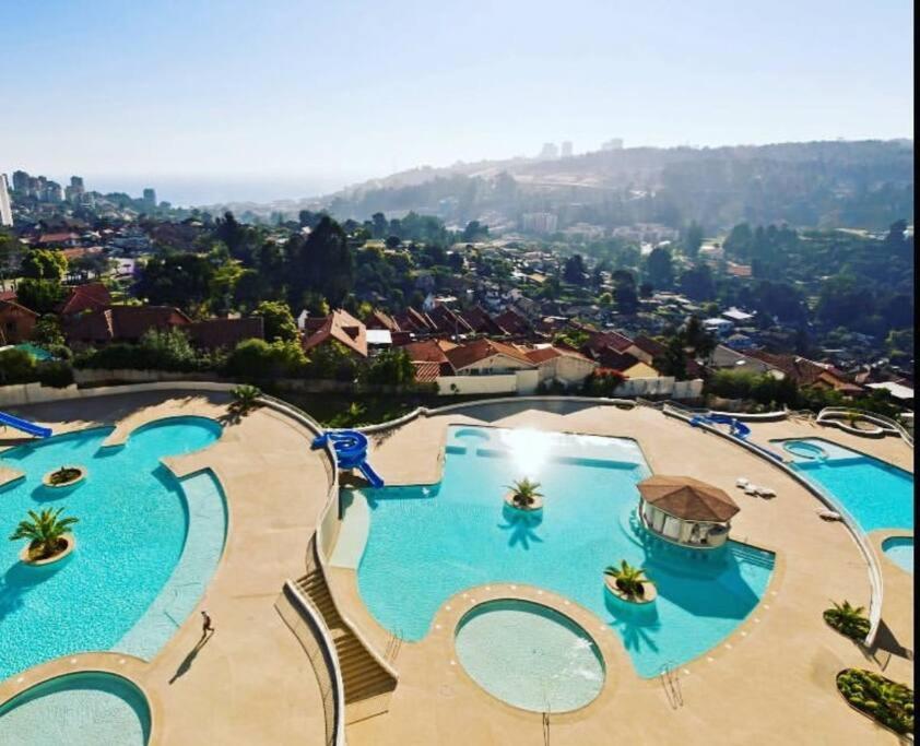 Re�aca, vista al mar y toboganes