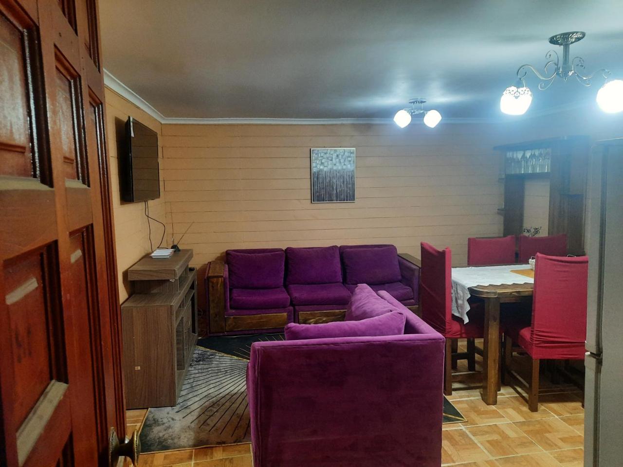 Se arrienda hermoso departamento interior amoblado con ba�o privado y estacionamiento para cuatro personas a quince minutos a pie de la maravillosa PLAYA DE EL QUISCO